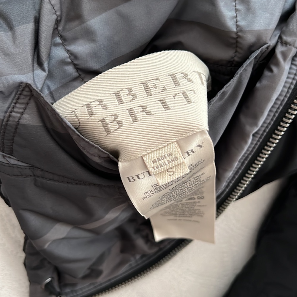 Burberry Down Jacket - image 7